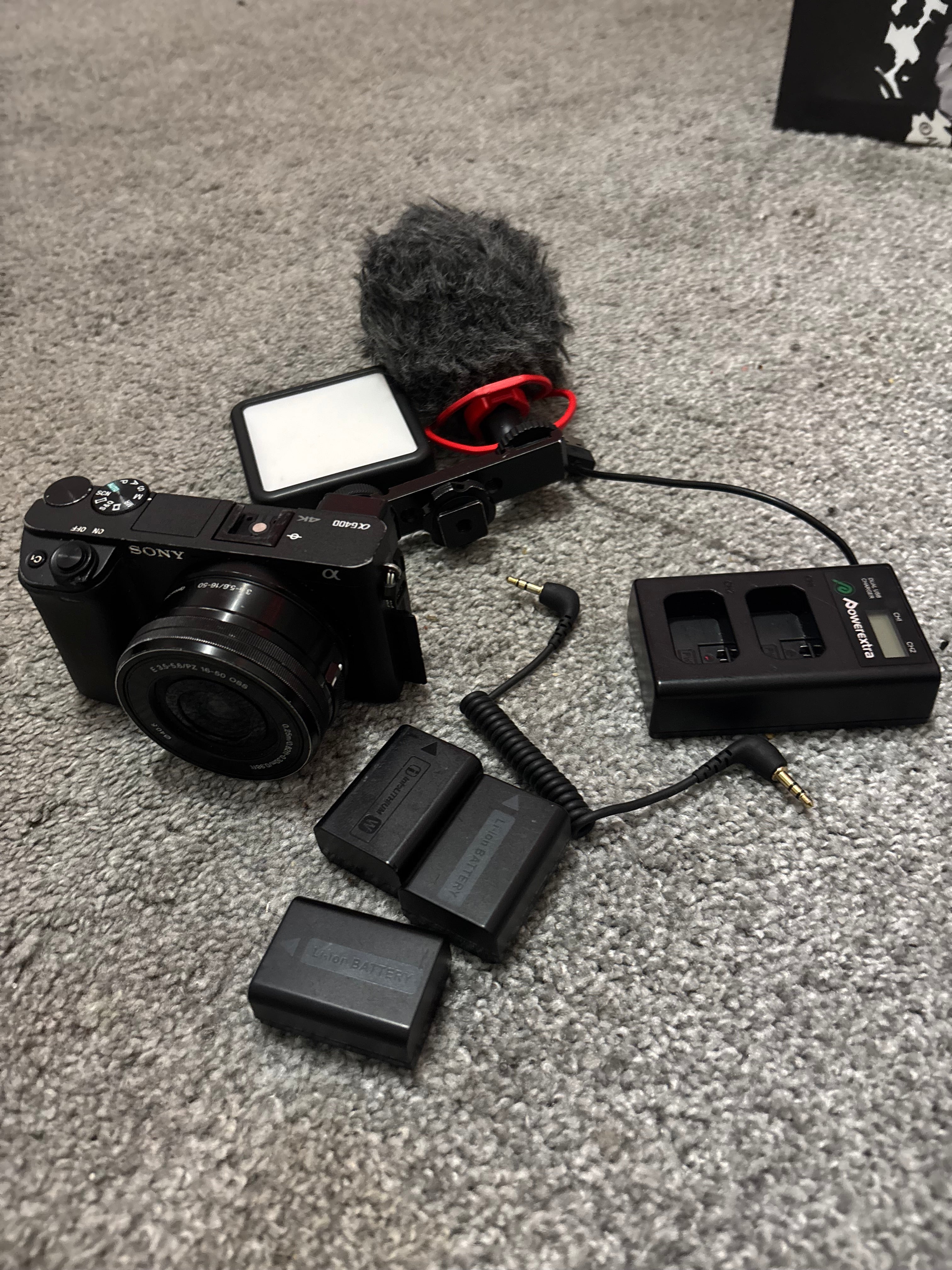 Sony A6400 Content Creator Bundle | Mic, Light, 3 Batteries, Tripod